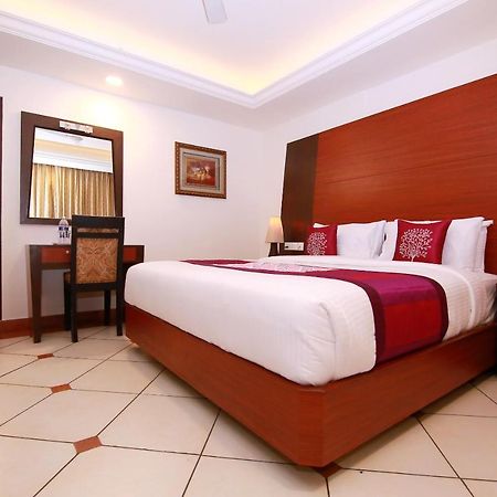 Emarald Hotel Cochin Kochi Eksteriør billede