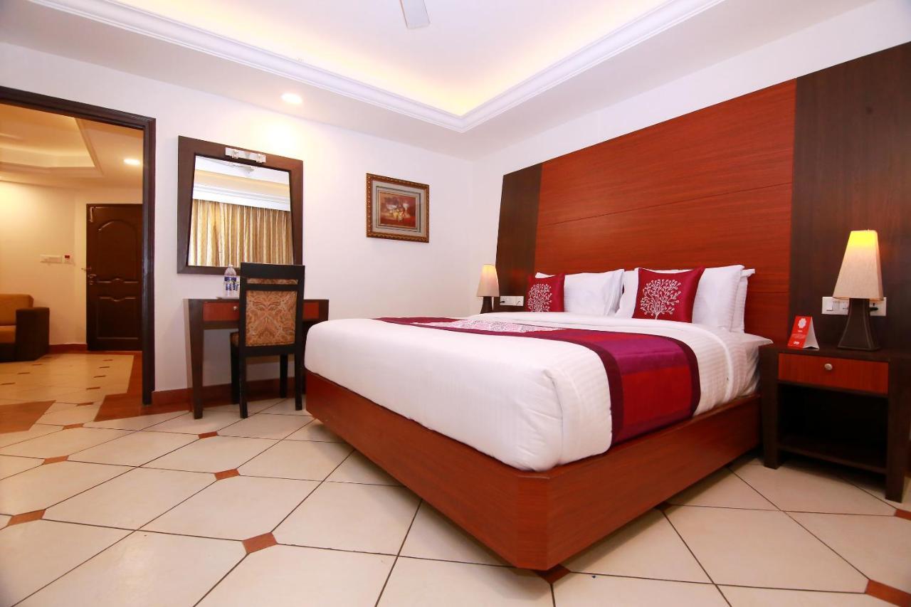 Emarald Hotel Cochin Kochi Eksteriør billede