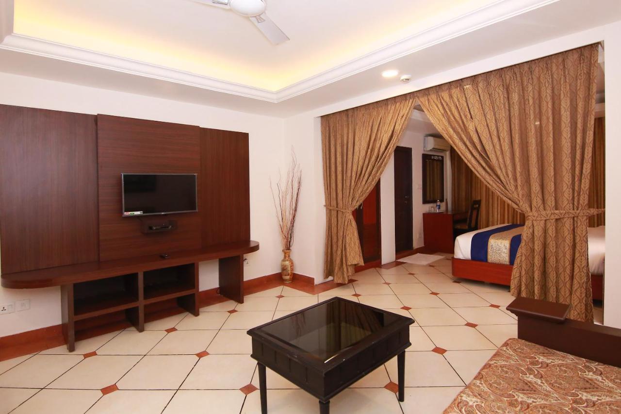 Emarald Hotel Cochin Kochi Eksteriør billede