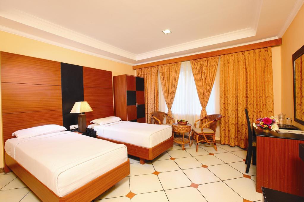 Emarald Hotel Cochin Kochi Eksteriør billede