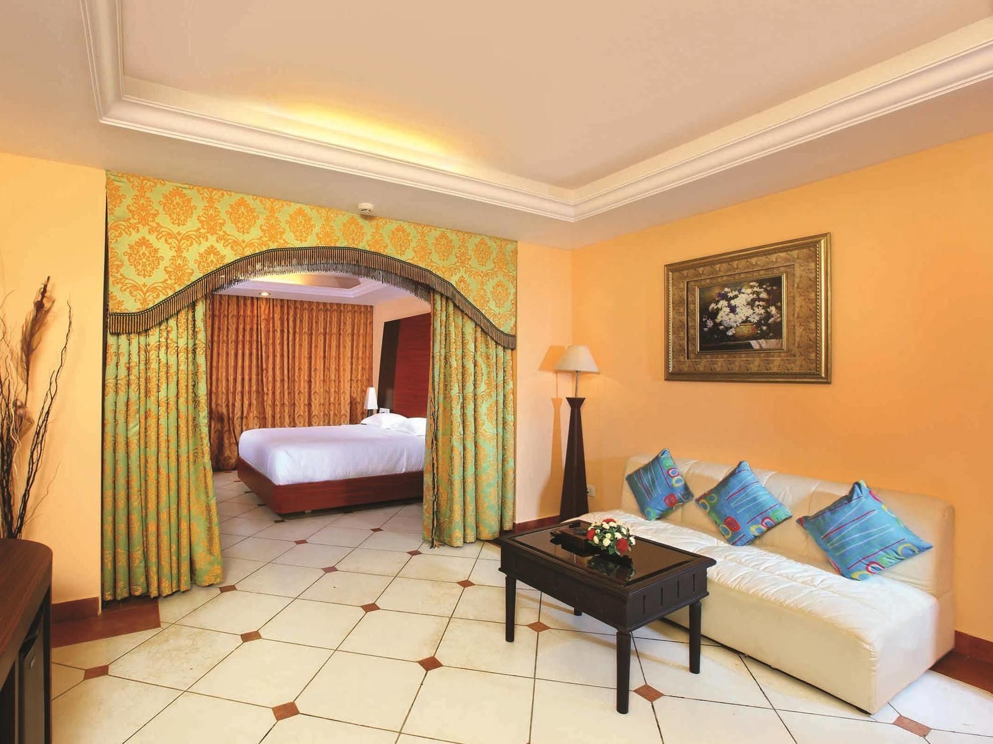 Emarald Hotel Cochin Kochi Eksteriør billede