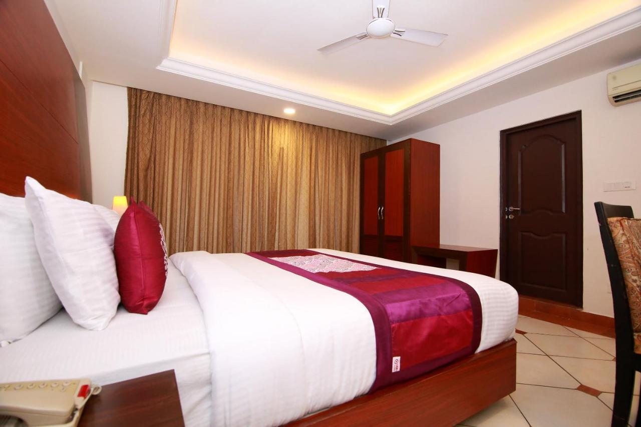 Emarald Hotel Cochin Kochi Eksteriør billede